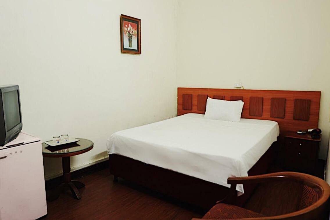 Hanoi Golden Moon Guest House & Travel Exterior foto
